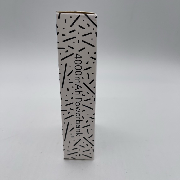 GEMS Portable Power Bank charger NWT - Picture 2 of 4